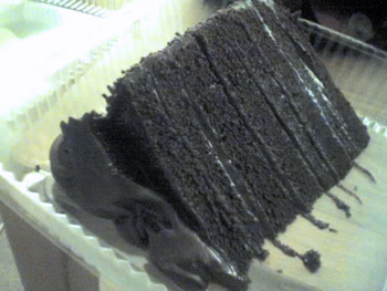 lindas-fudge-cake.jpg